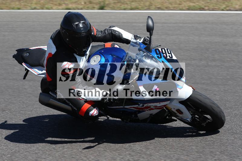 /Archiv-2022/54 13.08.2022 Plüss Moto Sport ADR/Freies Fahren/999